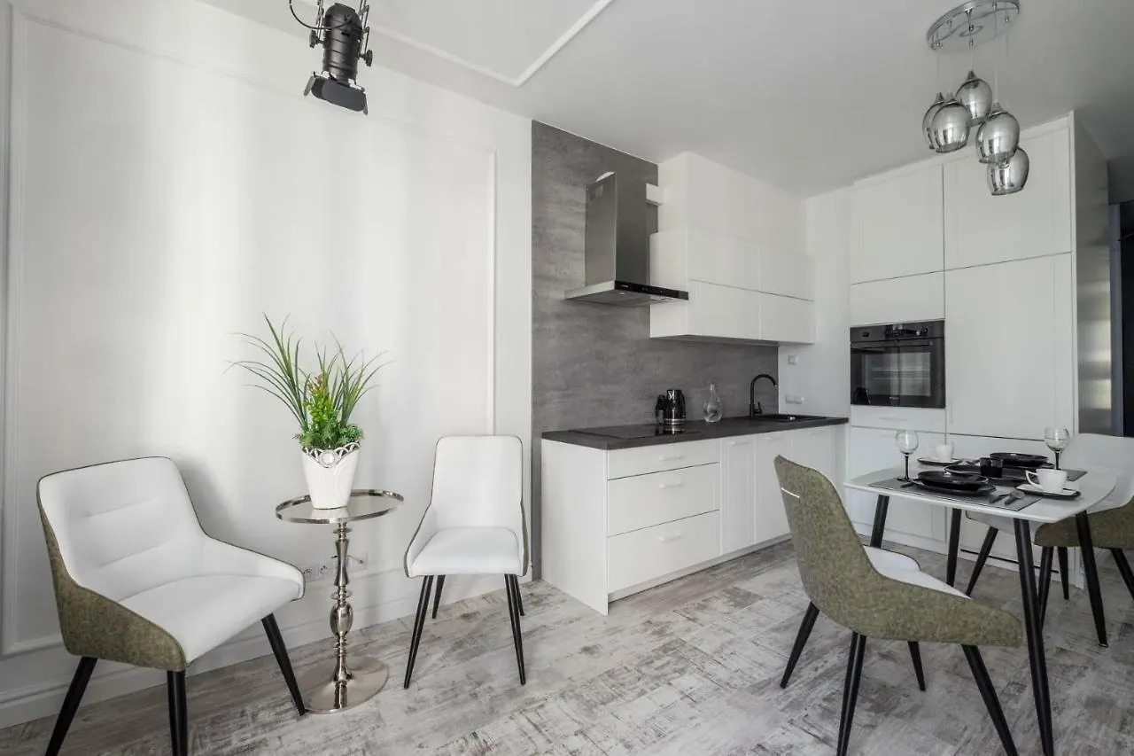 Good Time Apartment Warsaw Vista